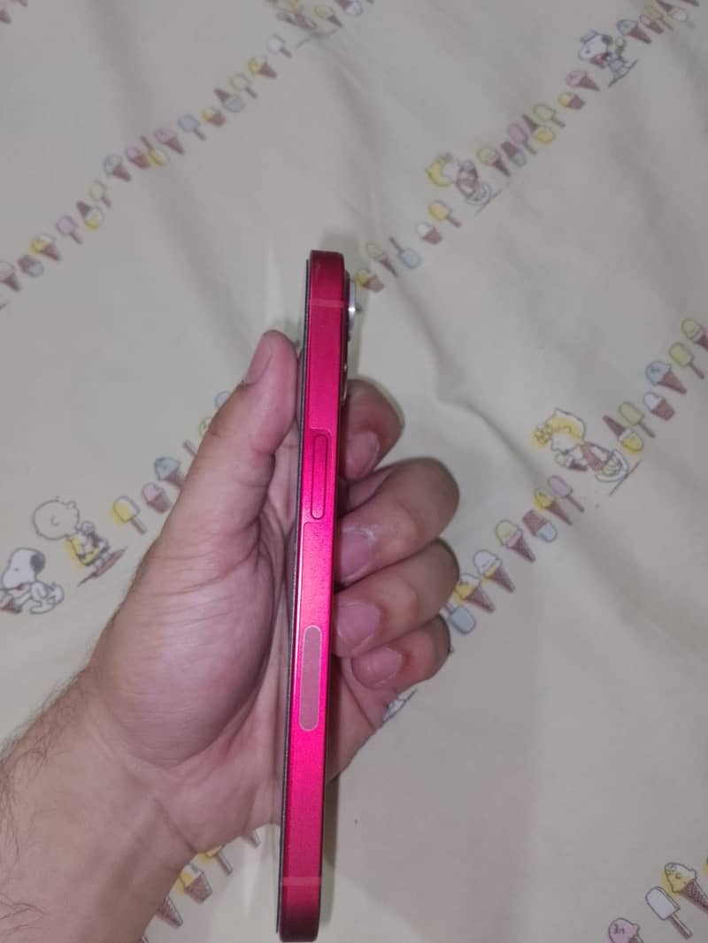 iPhone 13 7