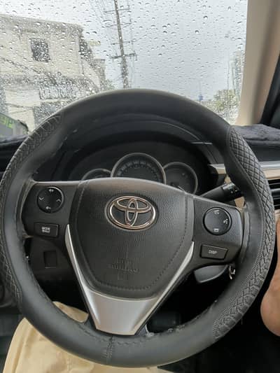 car staring multimedia.