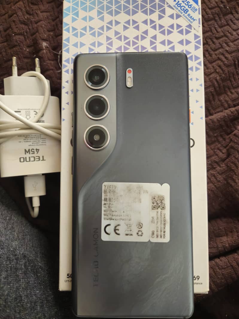 Tecno CAMON 40 Pro 2