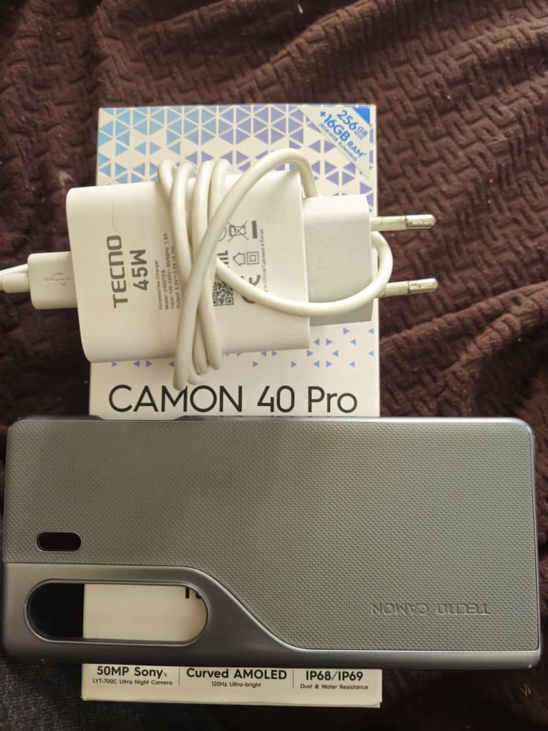Tecno CAMON 40 Pro 3