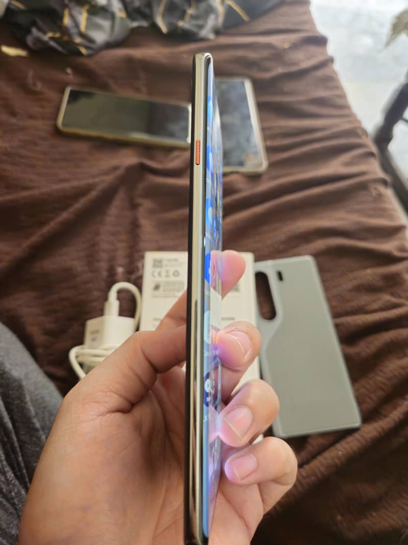 Tecno CAMON 40 Pro 7
