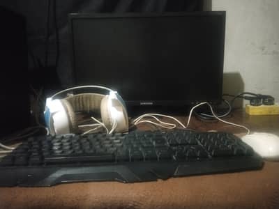 Complete Core i7 4th Gen PC Setup 16GB RAM SSD + HP LCD