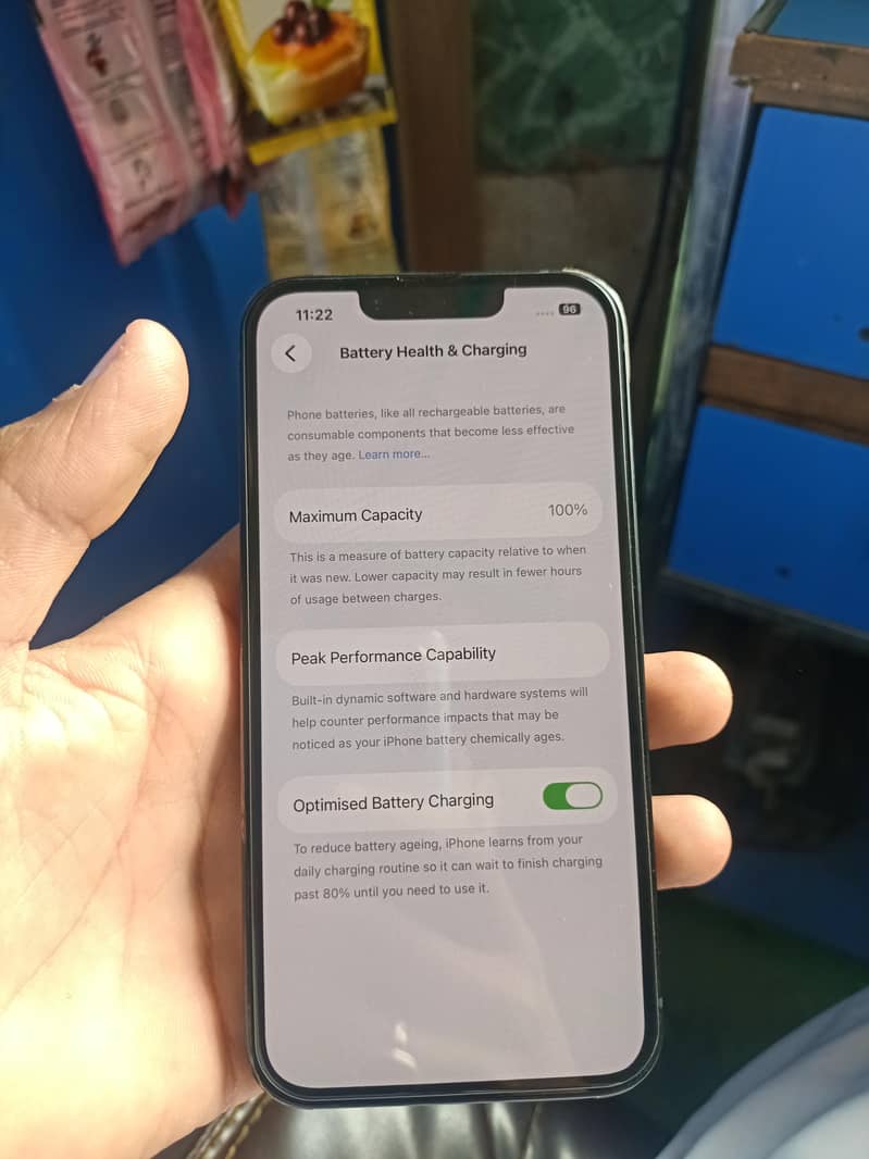 Apple iPhone 13 11