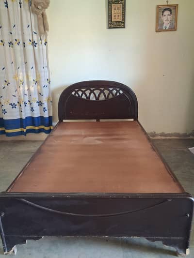 Spacious Single Bed for Sale – Extra Wide & Comfortable