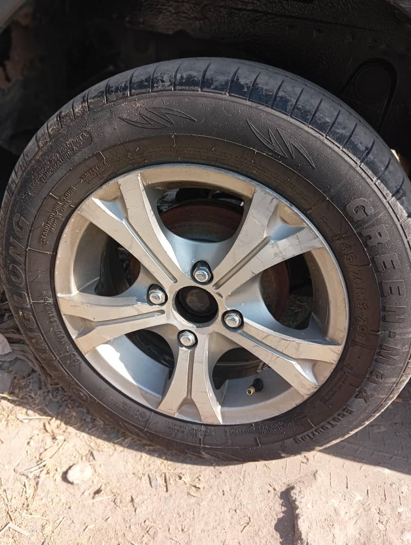 2004 Executive model 13