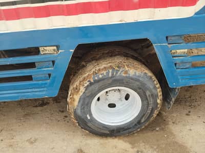 dugfog 3700 cc hisy Mazda KY 8.25. tayr 17 fot kantinr