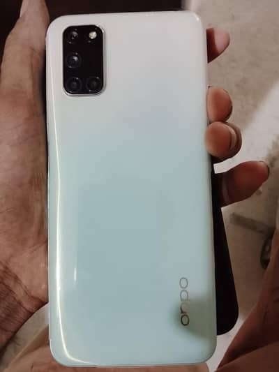 OPPO A52