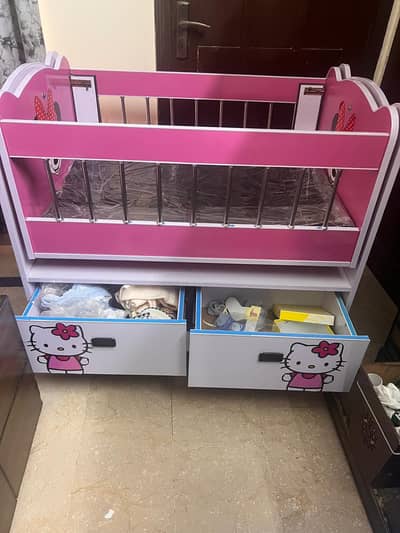 baby cot
