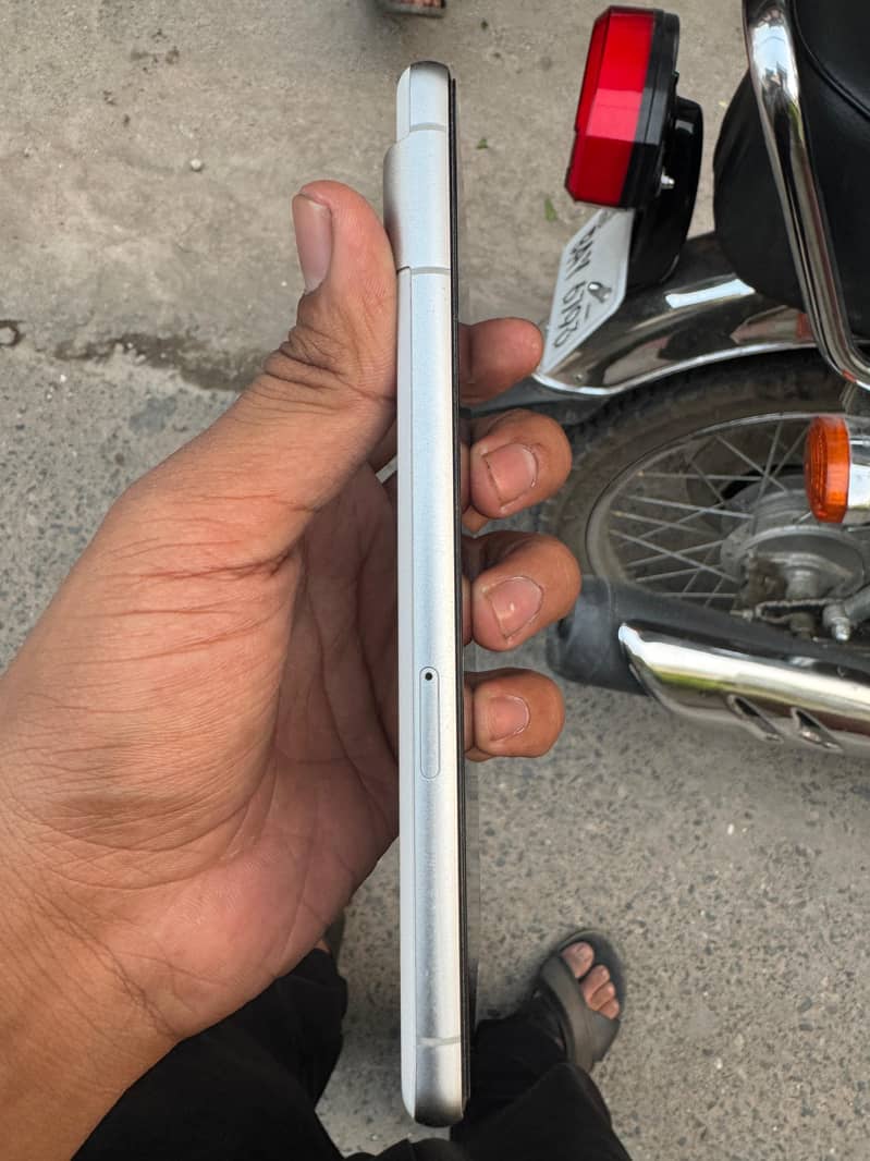 Google Pixel 7 2