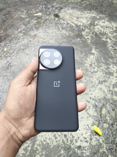 OnePlus 11