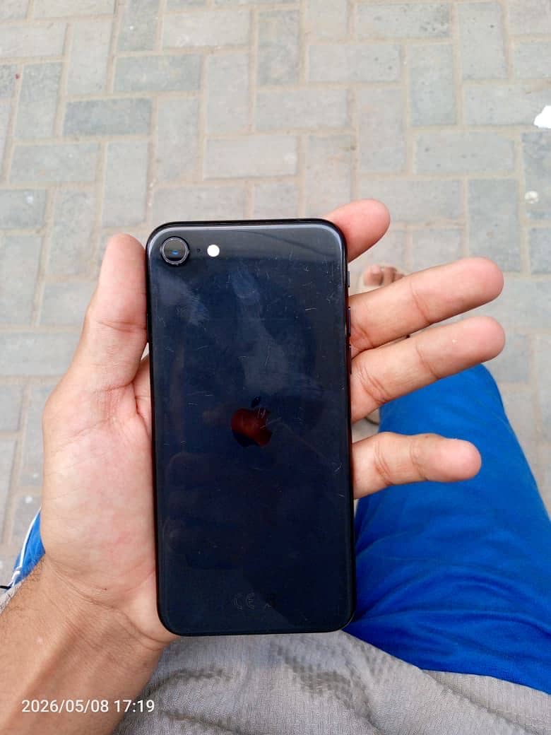 Apple iPhone SE 3