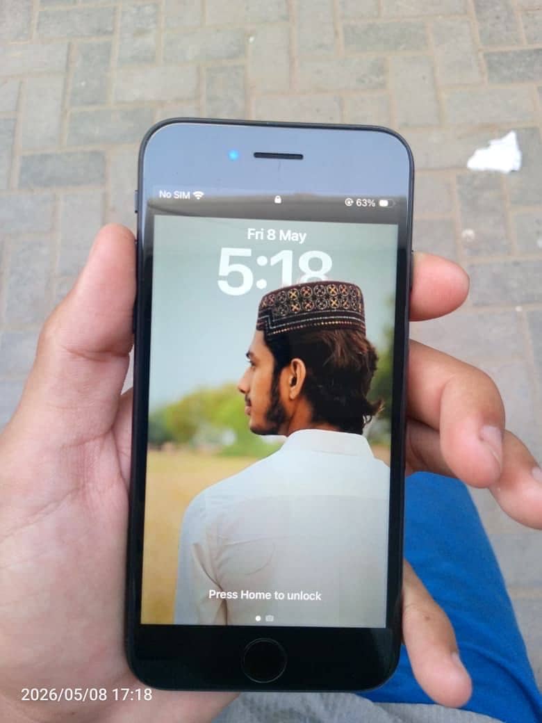 Apple iPhone SE 4