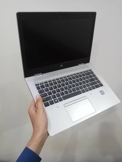 HP LAPTOP 8 GEN core i 7