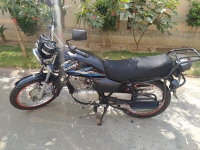 Suzuki GS 150 model 2016  /03/01/466/33/53/