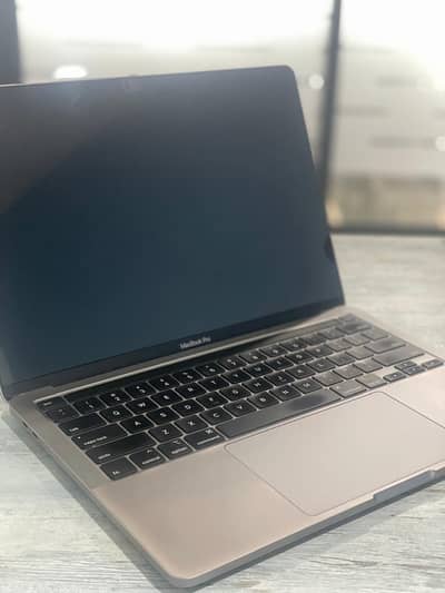 Macbook Pro 13.3" 2020 model in very good condition