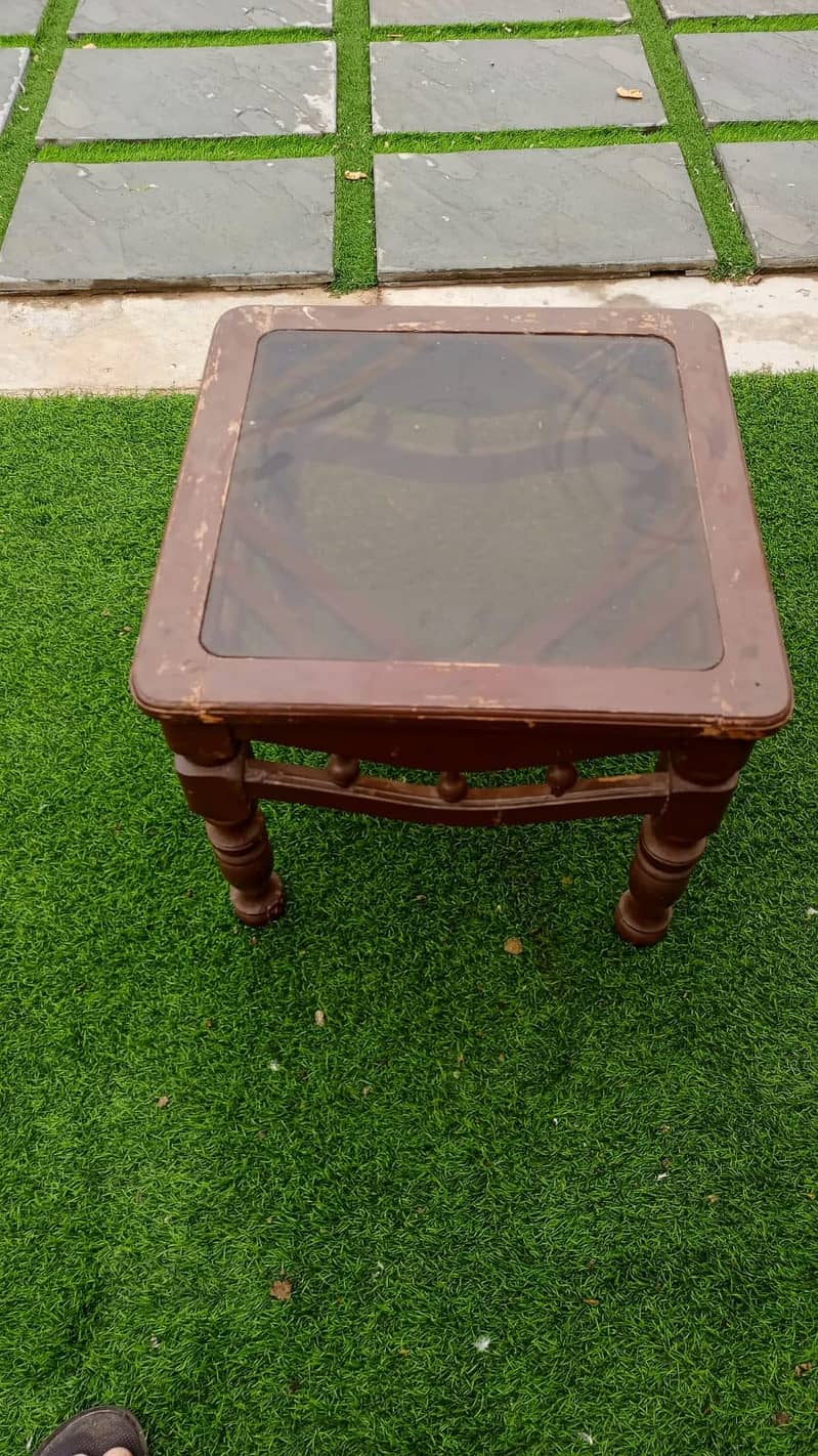 Corner/Side Table 2