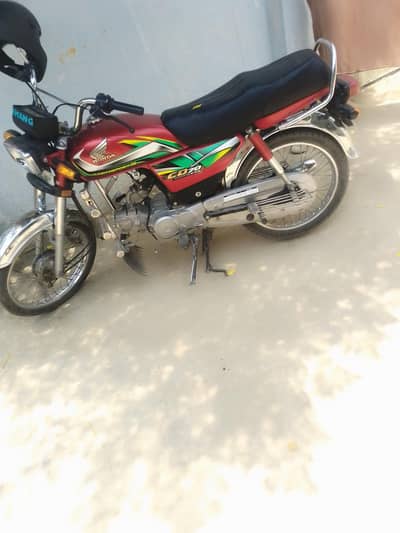 2022 Honda 70 cc Whatsapp an call o3435611405