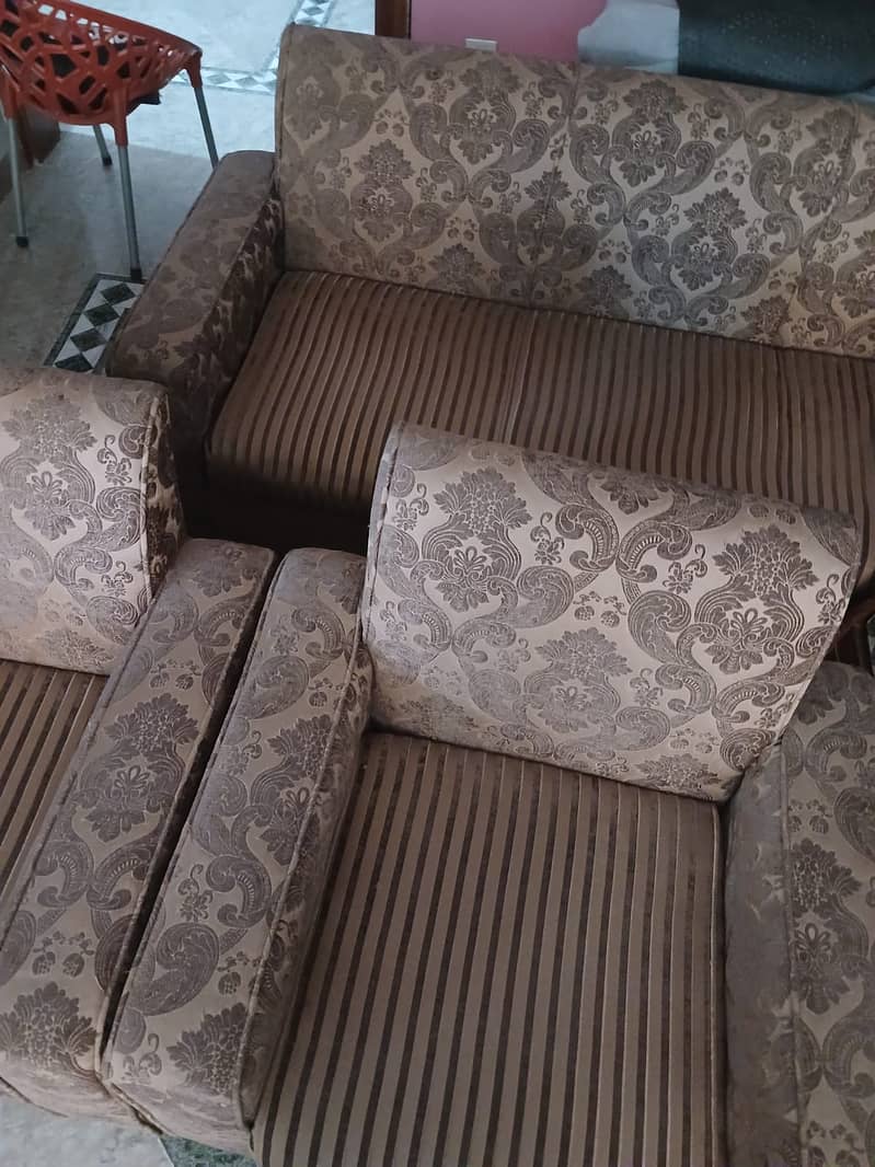Sofa set 0