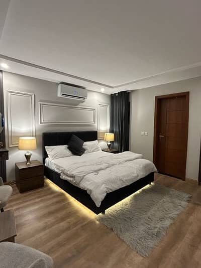 Per day-Daily basis and weekly basis One bedroom fully furnished luxury apartments available for rent Gulberg greens Islamabad