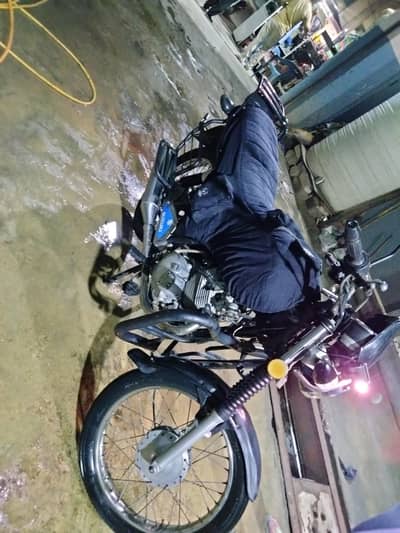 Suzuki GS 150