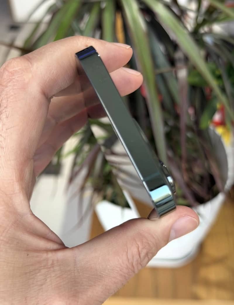 iPhone 13 Pro 1