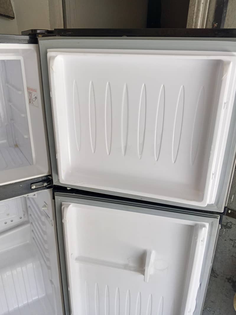 small refrigerator 1