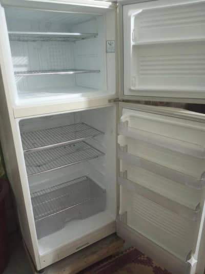 Dawlance Fridge - Sealed Compressor & Original Gas (URGENT SALE)