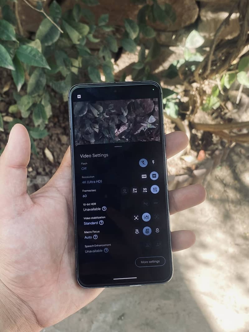 Google Pixel 8 2