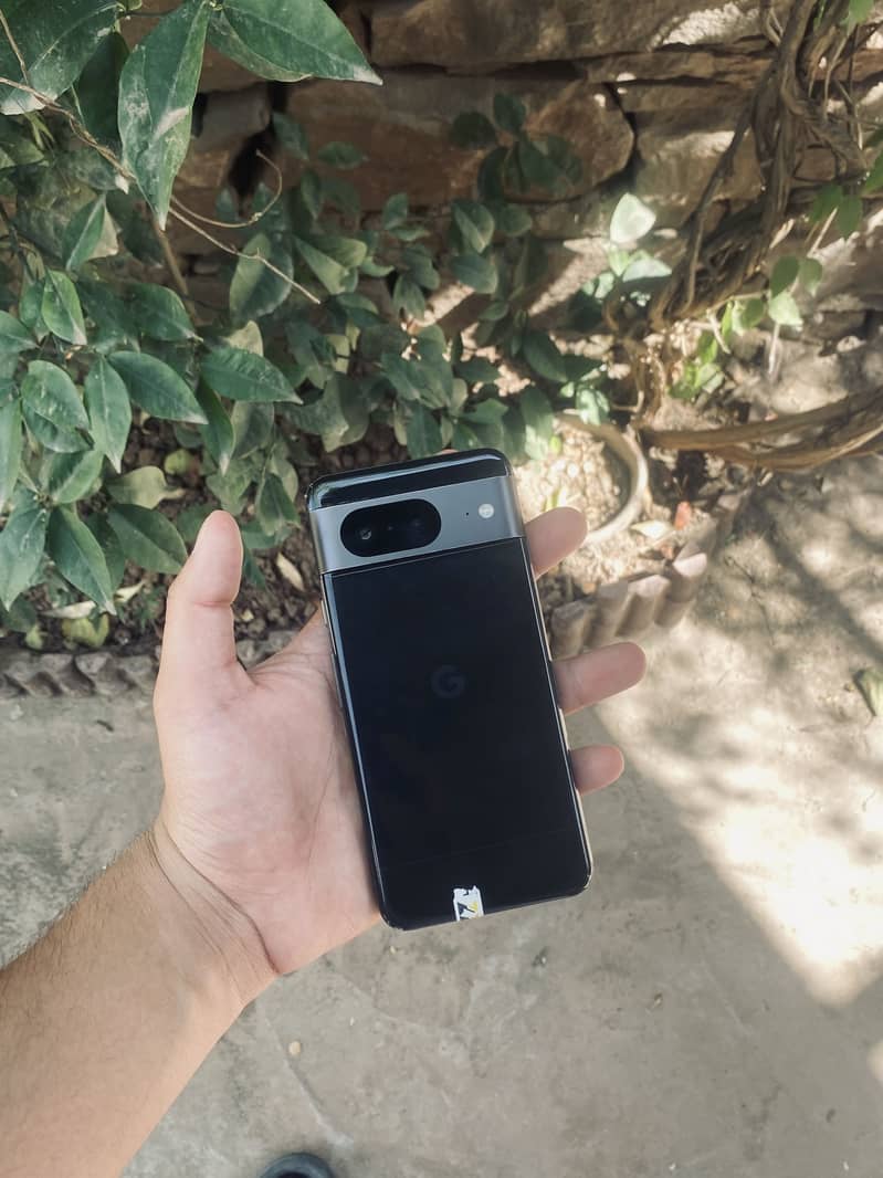 Google Pixel 8 7