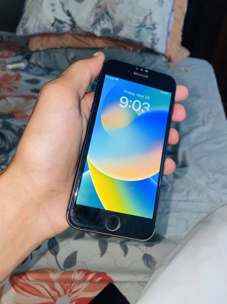 Apple iPhone 8 10