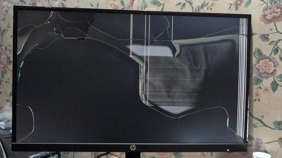 Broken computer LCD 0