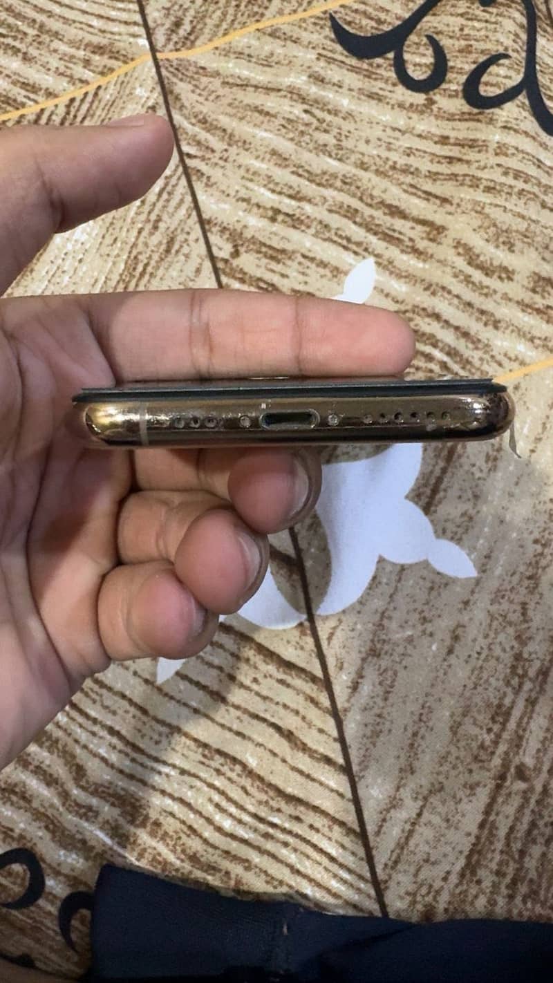 IPhone 11 Pro 3