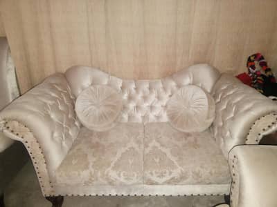 7 Seater Sofa Set for Sale – Neat & Clean Condition