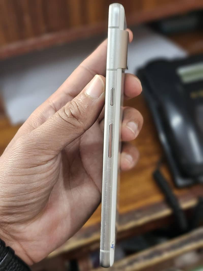 Google Pixel 7 3