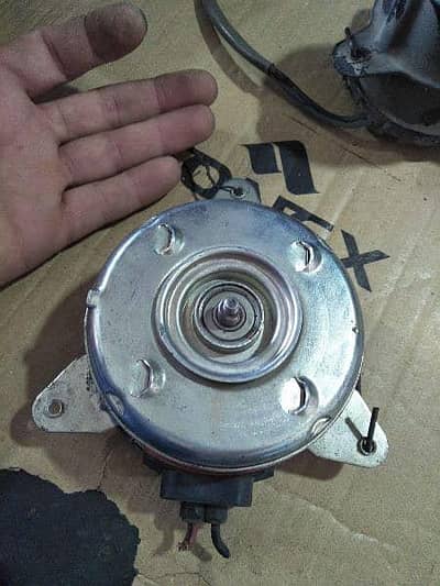 12 volt motor with supply