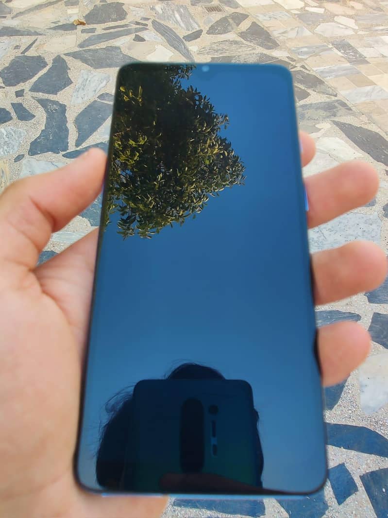 One Plus 7T 4