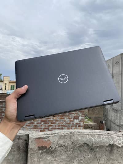 Dell Latitude 5300 2-in-1 Core i5 8th Gen | 8GB RAM | 256GB SSD