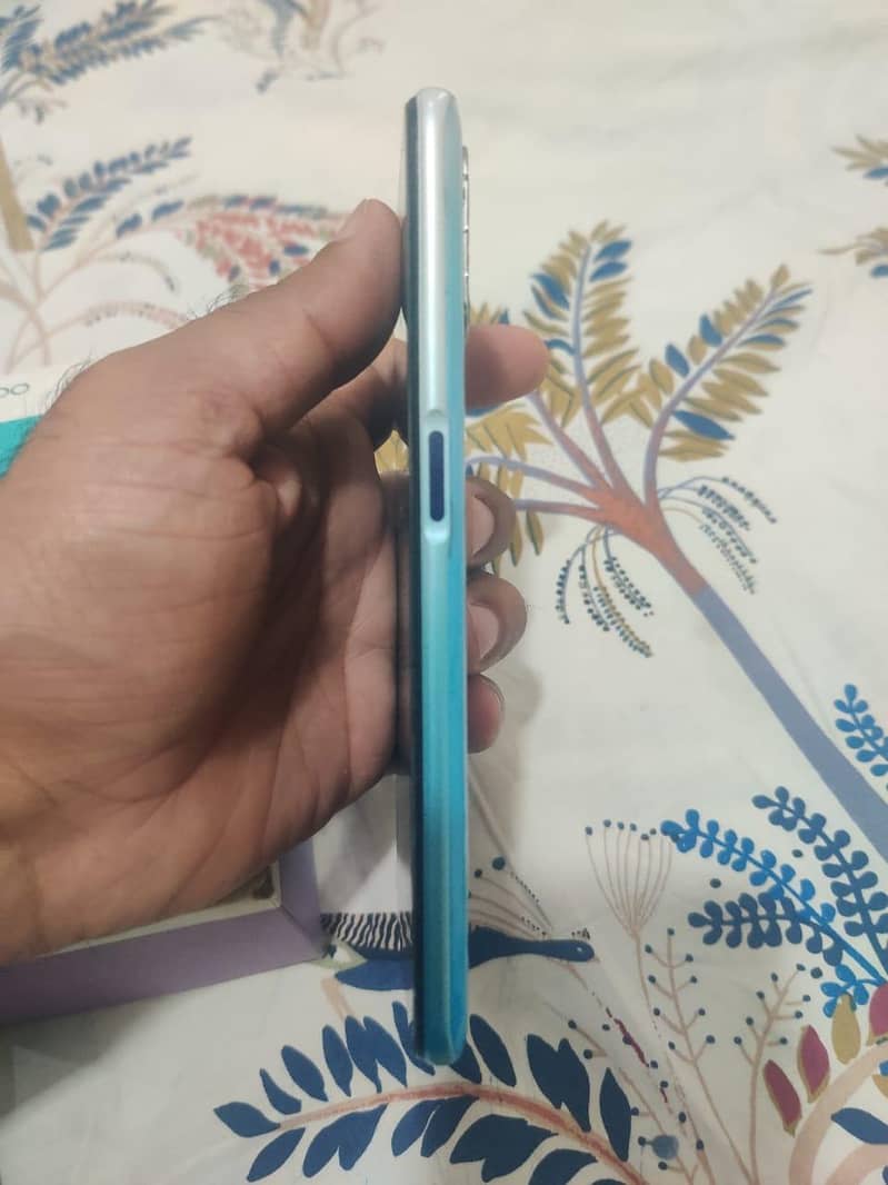 OPPO A92 1