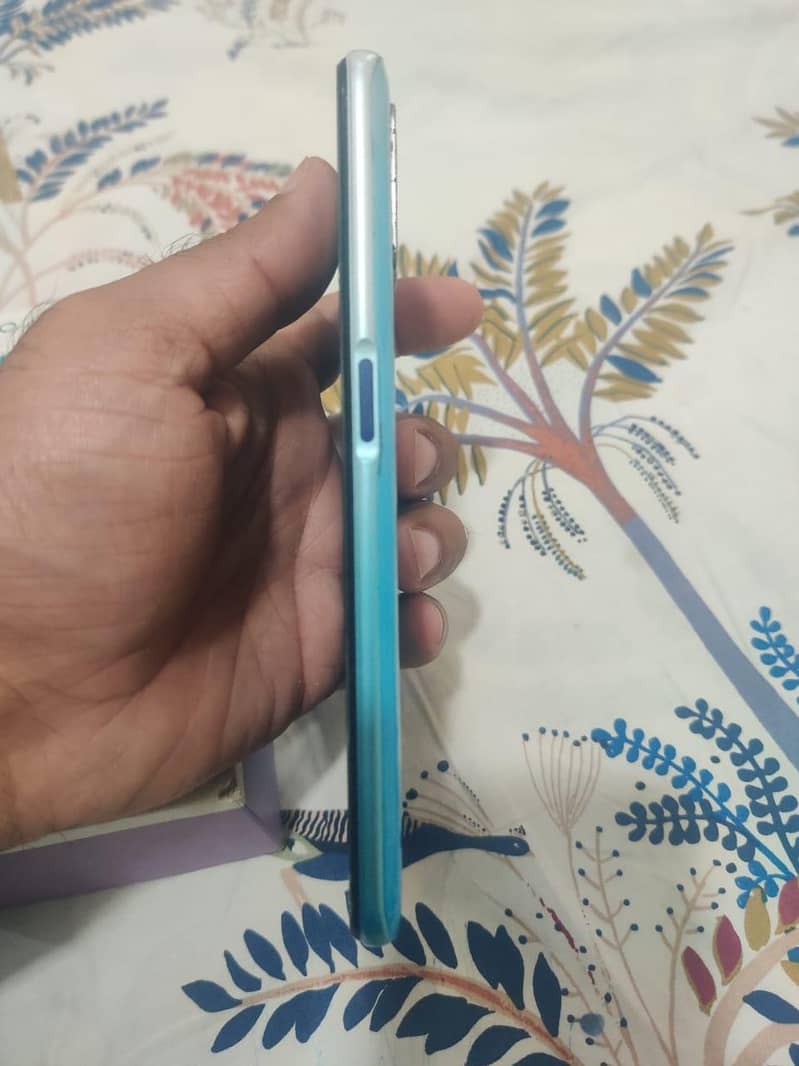 OPPO A92 6