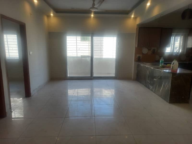 Lateef Duplex Luxuria 13