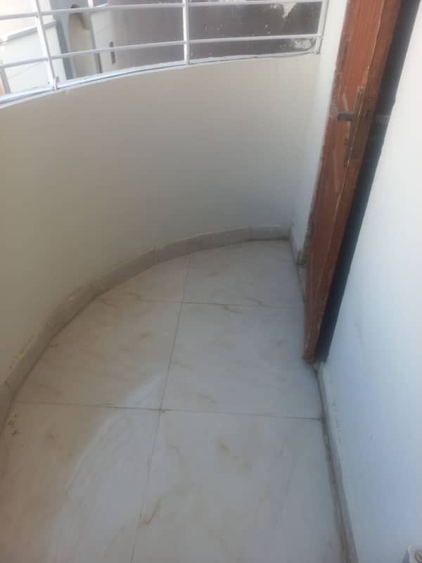 Lateef Duplex Luxuria 14