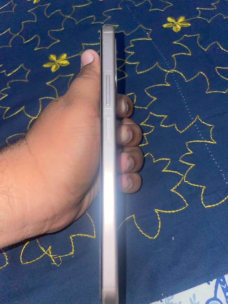 OPPO A6 5