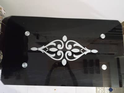 Table for sale in Excellent Condition