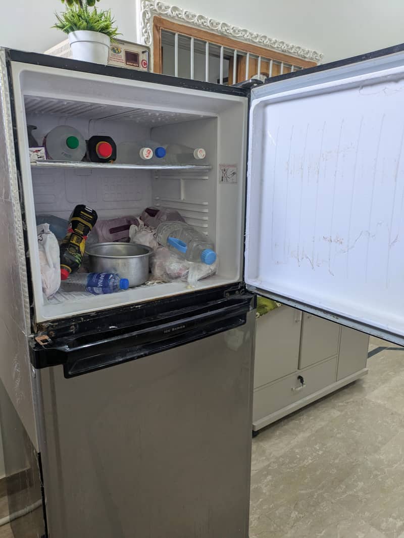 Refrigerator Orient 4