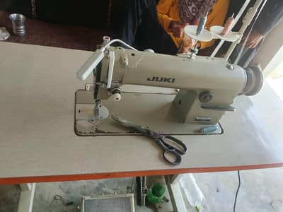 new sewing jucki machine
