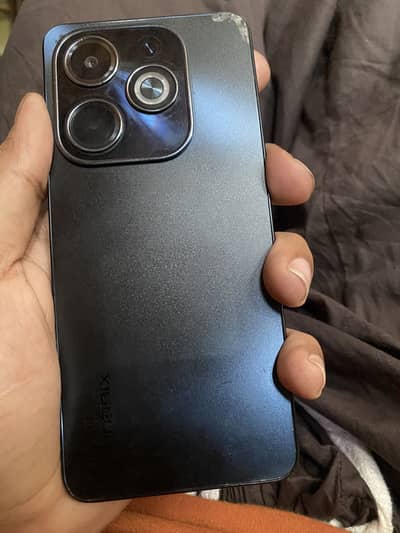 Infinix Hot 40i 8.256  complete box official pta approved 03287742990