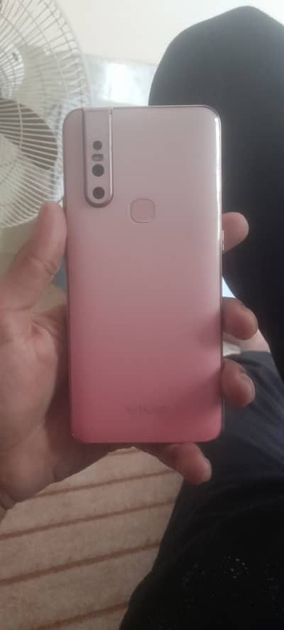 Vivo V15