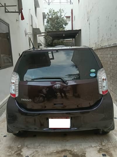 Toyota Passo HANA Plus 2015