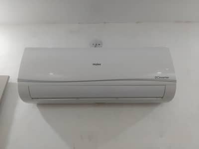 haier 1 ton DC inverter 10/10 condition