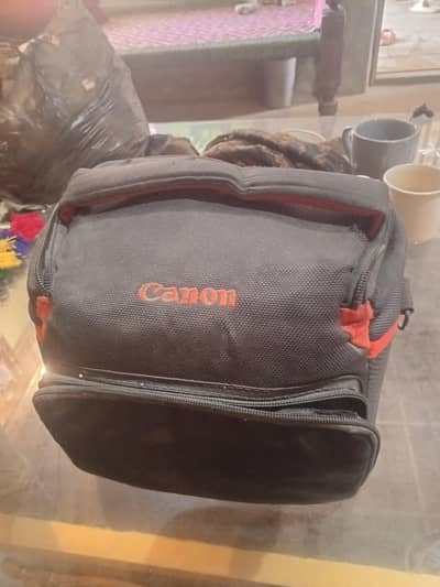 DSLR Camera